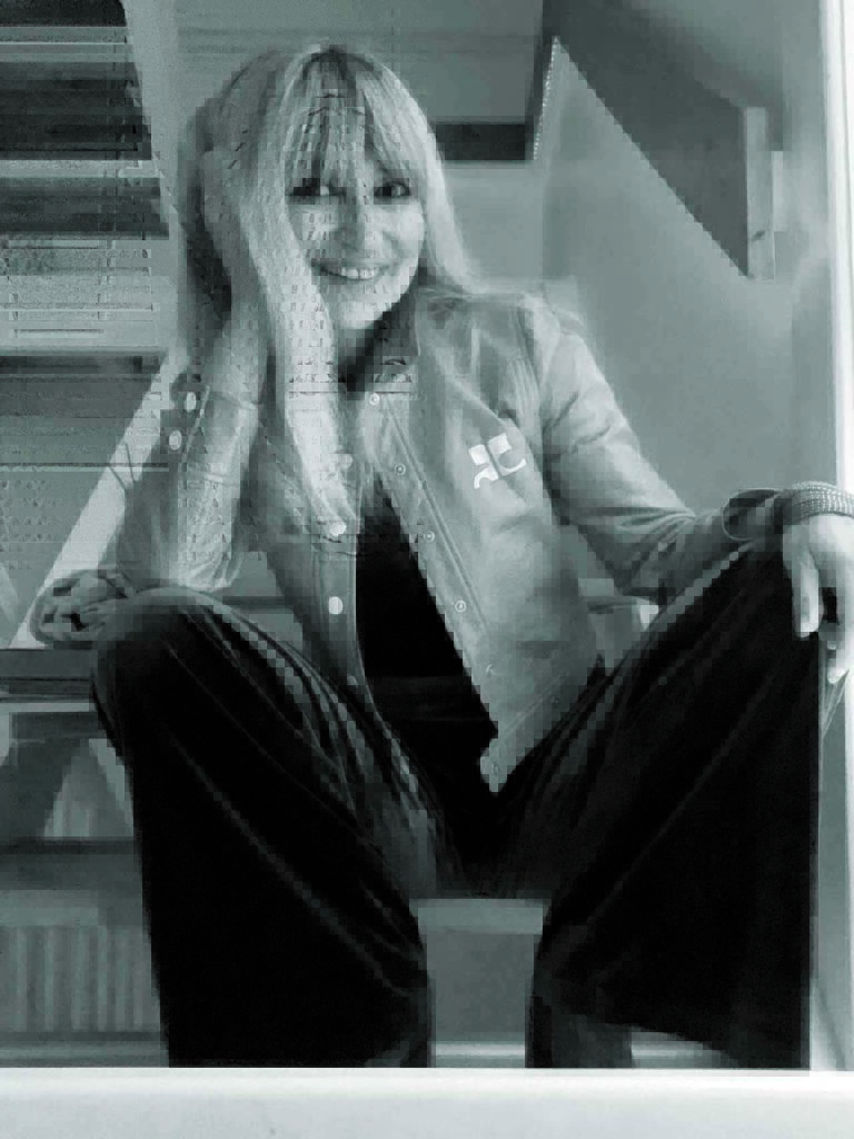 Isabelle Remigius - La Commedia