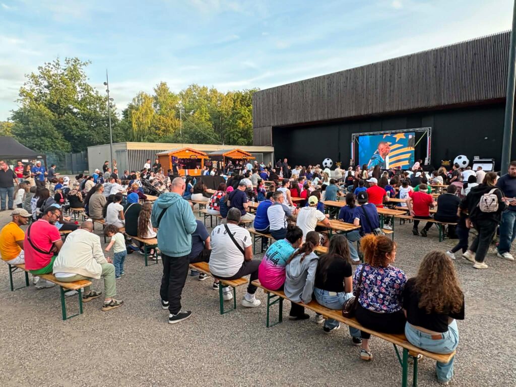 Place des Supporters - La Commedia